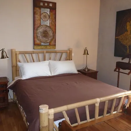 Les Du Clos Des Capucins Bed & Breakfast Barjac (Gard)